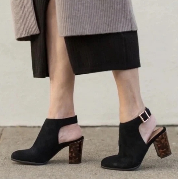 Vionic Shoes - Vionic Elegant Black Suede Leather Women's Ankle Boots_9.5